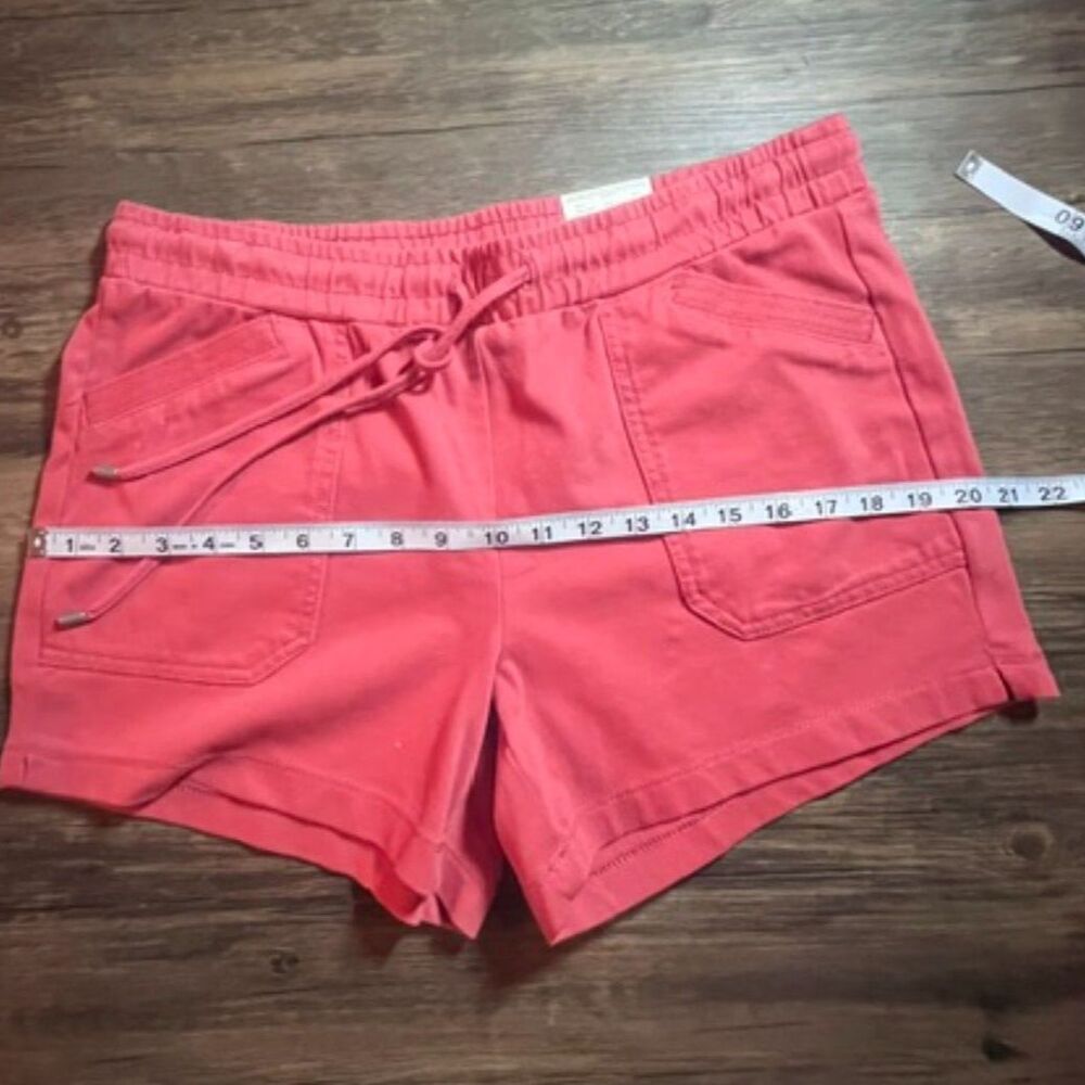 St. John’s Bay Women’s Medium Pink Pull-On Shorts NWT Casual Stretch Waist
